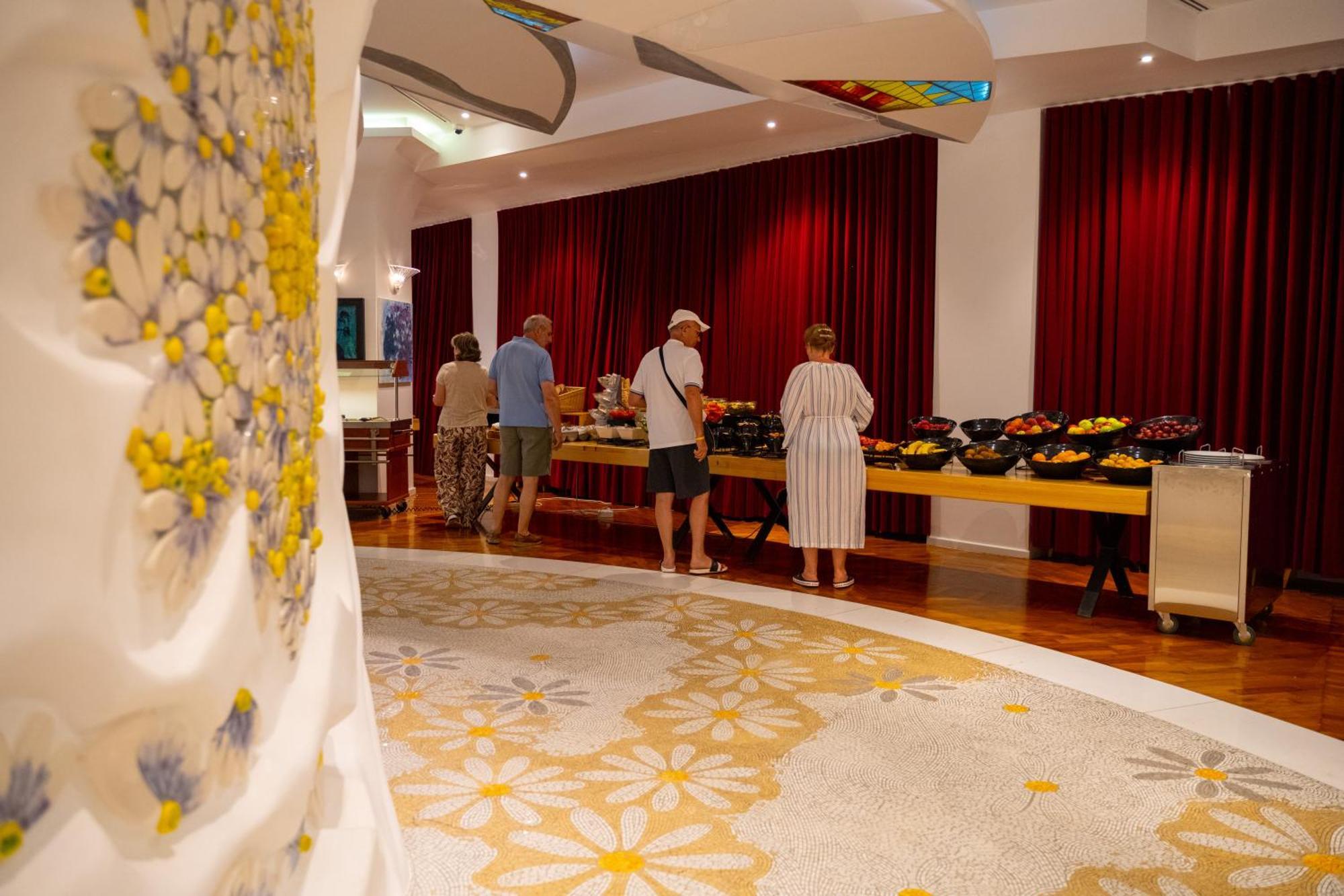 Bougainville Bay Apartments Sarande Ngoại thất bức ảnh